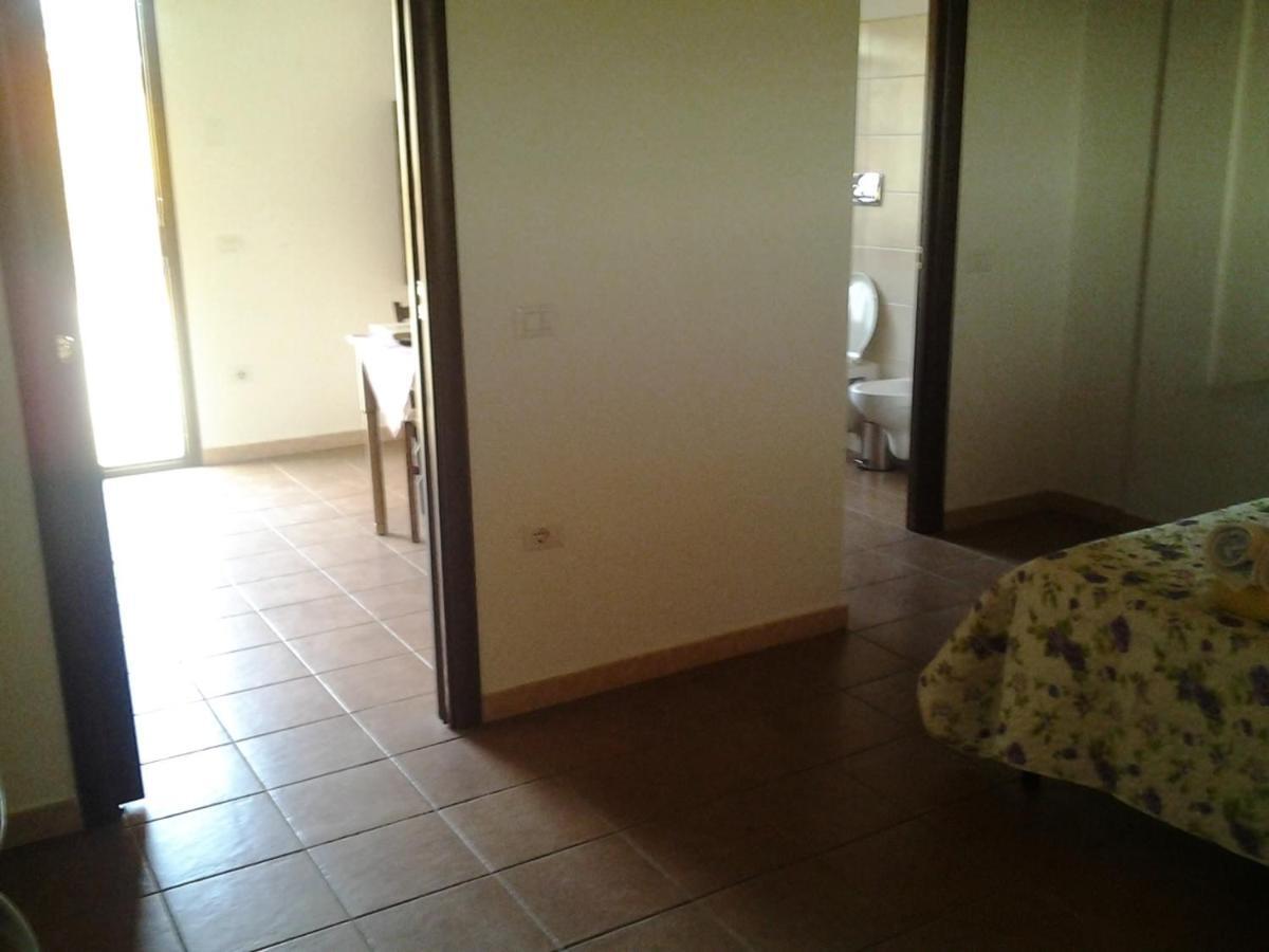 Agriturismo Su Nuratolu Villa Sagama Oda fotoğraf
